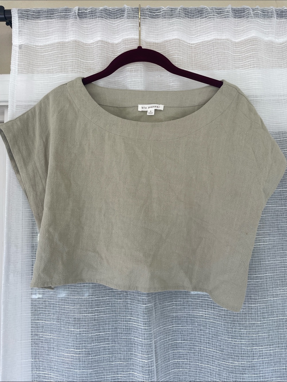 Blu Pepper Sage Cropped Linen-Blend Boxy Top